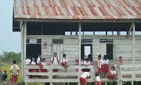 Ujung Tanduk Mimpi Indonesia Capai Generasi Emas