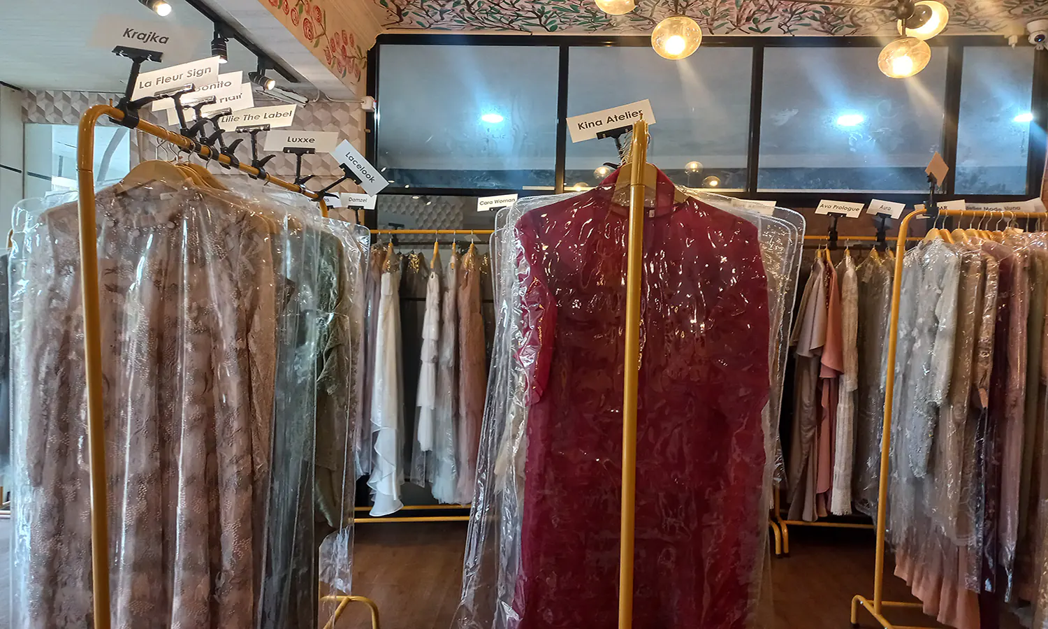 Rental Baju: Bisnis Gurih Penekan Sampah Fesyen 