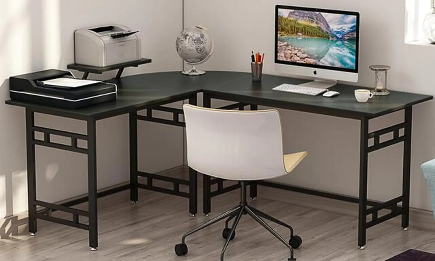 10 desain meja komputer minimalis di ruangan sempit - parboaboa