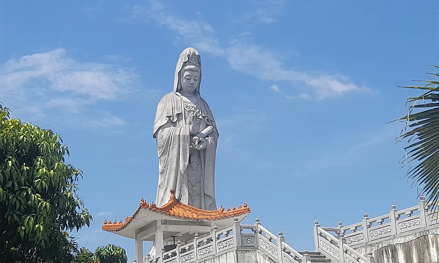 Berwisata Religi di Vihara Avalokitesvara Sembari Mengagumi Keindahan Patung Dewi Kwan Im di Kota Pematang Siantar - Parboaboa