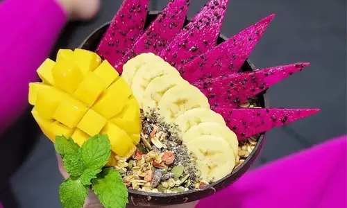 cara membuat smoothie bowl