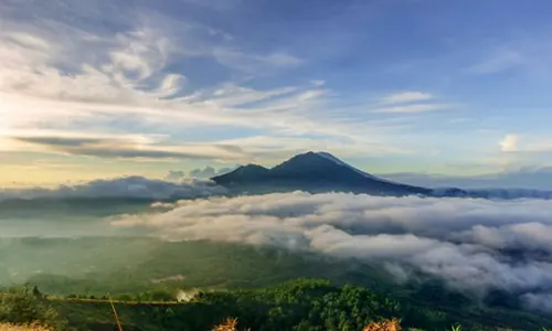 gunung di jawa timur