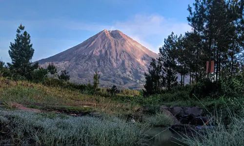 gunung di jawa timur