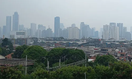 Strategi Perbaiki Kualitas Udara Jakarta: Uji Emisi dan Penggunaan Transportasi Publik