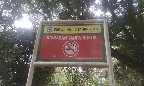 Peraturan Larangan Merokok di Lapangan Merdeka Pematang Siantar Belum Efektif